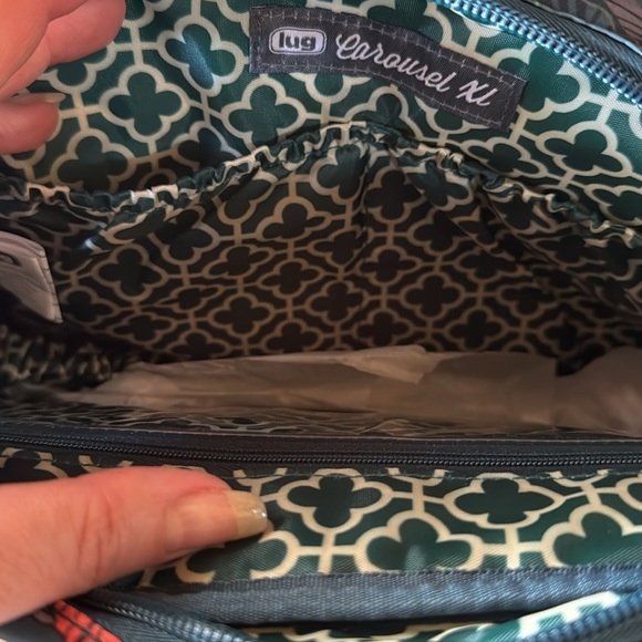 lug Carousel XL-LILY TL Crossbody. NWT Dark Green/Multi. RFID Protected. - Picture 5 of 5